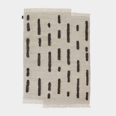 Laine, Hand Knotted Rug - White + Black - Mararamiro