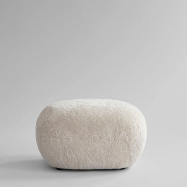 Toe Ottoman - Sandshell Sheepskin - Mararamiro