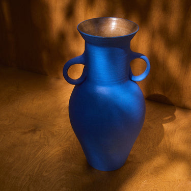 Rhea Vase