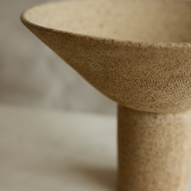 The Shore Pedestal - Mararamiro
