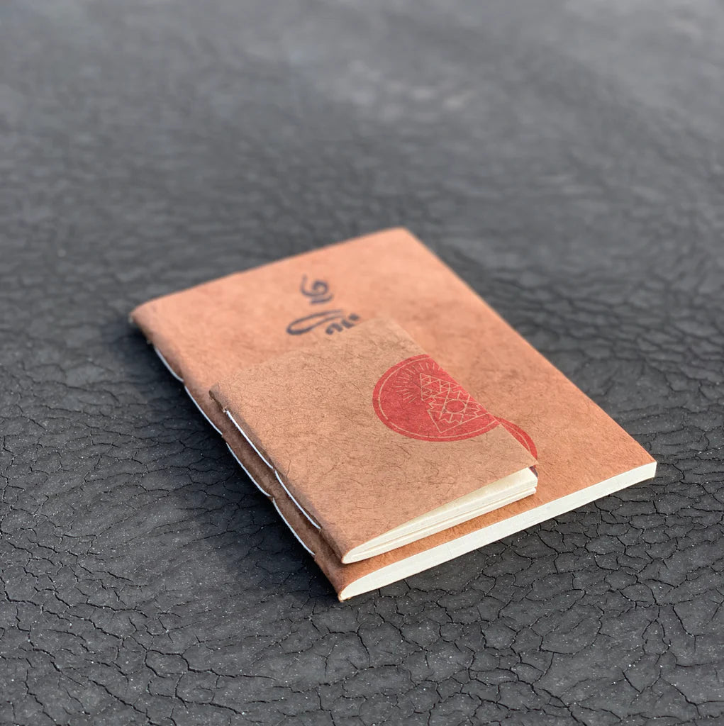 Lokta notebooks – Mararamiro