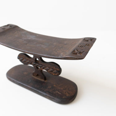 Shona Headrest No.1 - Mararamiro