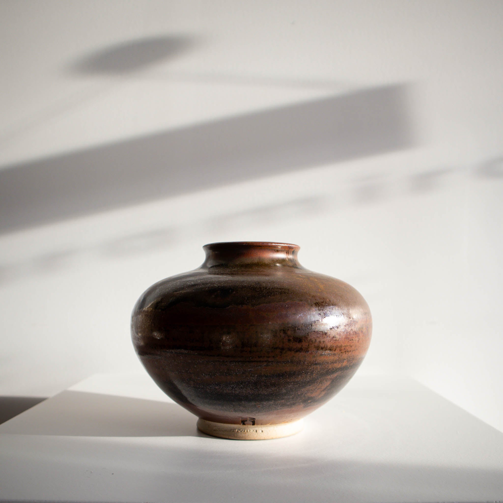 Glazed Studio Pot – Mararamiro