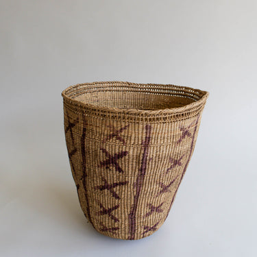 Yanomami Wii Basket with Graphism