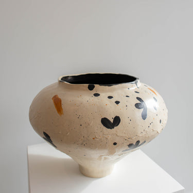 Melancholy Vessel 06 - Zeina Nahas - Mararamiro