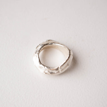 Silver Ring No.4 by Zeina Nahas - Mararamiro