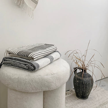 Big Foot Stool - Sheep Skin - Mararamiro