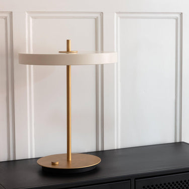 Asteria Table Lamp - Mararamiro