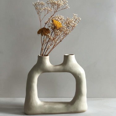 Dual No. 2 Stoneware Vase by Ila Cerámica - Mararamiro