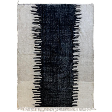 Moroccan Kilim Rug - 4.5ft x 8ft - Mararamiro